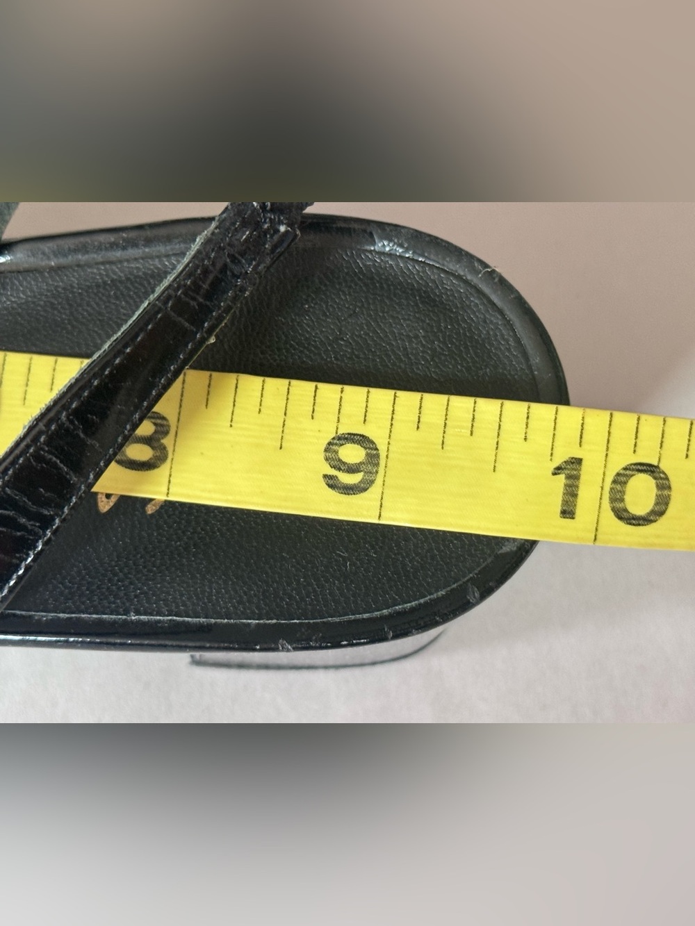 Salvatore Ferragamo Boutique Black Patent Leather Bow Slingback Sandals 8.5 AA - Picture 13 of 14